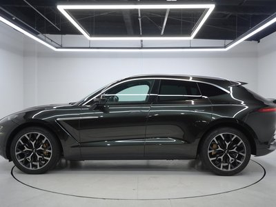 2023 Aston Martin DBX — фото 4