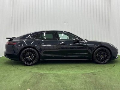 2019 Porsche PANAMERA thumbnail 18