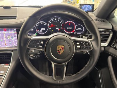 2019 Porsche PANAMERA thumbnail 40