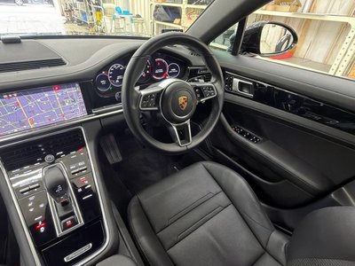2019 Porsche PANAMERA thumbnail 38