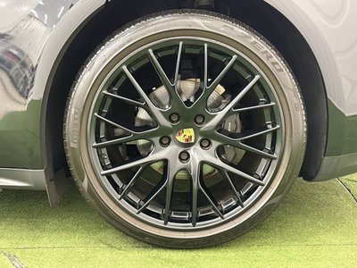 2019 Porsche PANAMERA thumbnail 22
