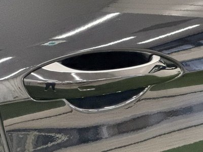 2019 Porsche PANAMERA thumbnail 36