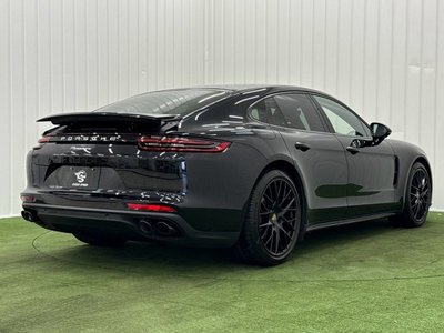 2019 Porsche PANAMERA thumbnail 32