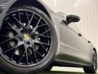 2019 Porsche PANAMERA thumbnail 19
