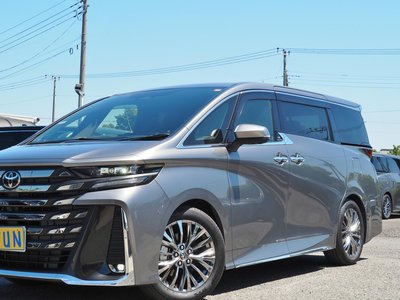2025 Toyota VELLFIRE — фото 11