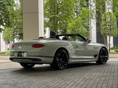 صورة 8 لـ 2024 Bentley CONTINENTAL