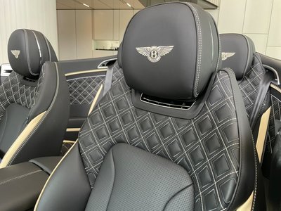 صورة 14 لـ 2024 Bentley CONTINENTAL
