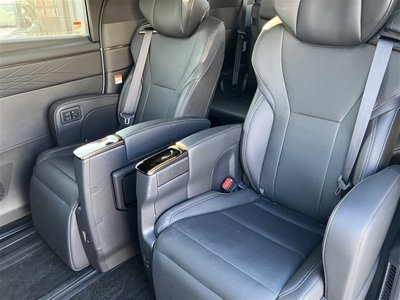 2025 Toyota ALPHARD — миниатюра 21