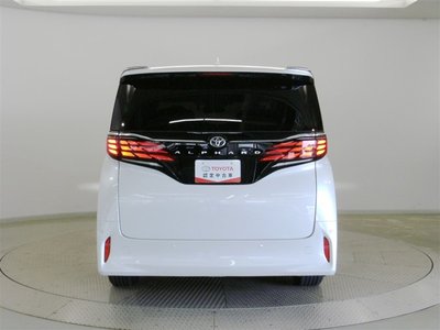 2024 Toyota ALPHARD — фото 3