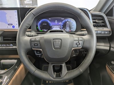 صورة 23 لـ 2024 Toyota CROWN SPORT