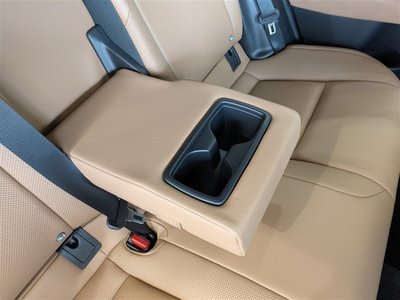 صورة 14 لـ 2024 Toyota CROWN SPORT