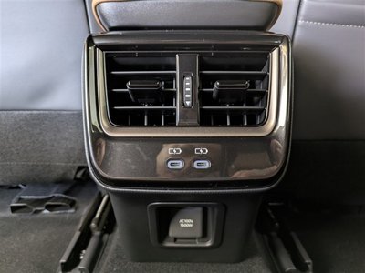 صورة 38 لـ 2024 Toyota CROWN SPORT