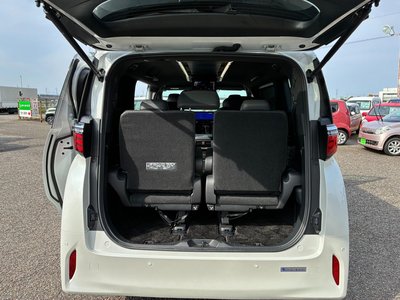 صورة 46 لـ 2023 Toyota ALPHARD