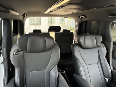 صورة 48 لـ 2023 Toyota ALPHARD