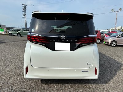 صورة 10 لـ 2023 Toyota ALPHARD