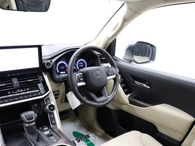 2025 Toyota LAND CRUISER 300 thumbnail 66