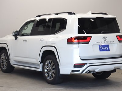 2025 Toyota LAND CRUISER 300 thumbnail 34