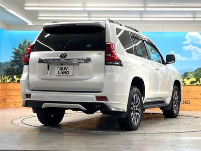 2023 Toyota LAND CRUISER PRADO thumbnail 18