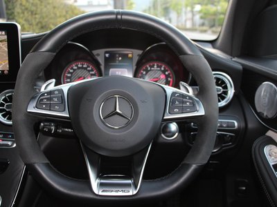 صورة 10 لـ 2019 Mercedes-BENZ GLC AMG
