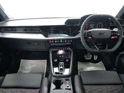 صورة 8 لـ 2025 AUDI RS3 SEDAN