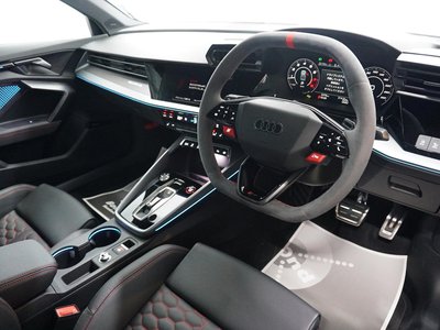 صورة 12 لـ 2025 AUDI RS3 SEDAN