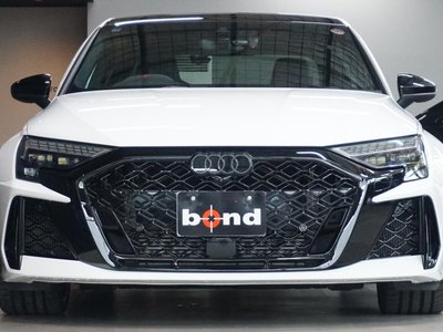 صورة 6 لـ 2025 AUDI RS3 SEDAN