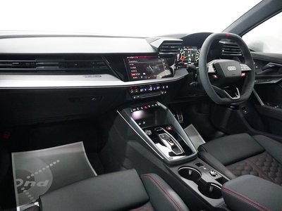 صورة 9 لـ 2025 AUDI RS3 SEDAN
