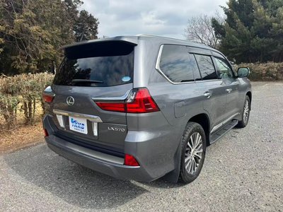 صورة 7 لـ 2015 Lexus LX
