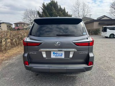 صورة 6 لـ 2015 Lexus LX