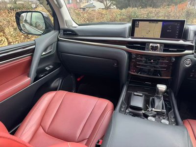 صورة 20 لـ 2015 Lexus LX