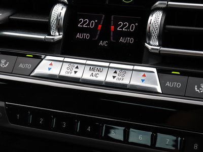 2020 BMW 8 SERIES GRAN COUPE thumbnail 30