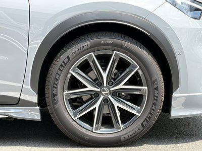 2025 Lexus LBX — миниатюра 63