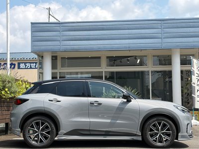2025 Lexus LBX — миниатюра 19
