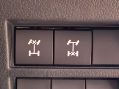 2023 Toyota LAND CRUISER 300 thumbnail 40