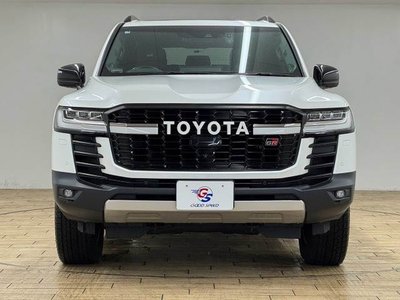 2023 Toyota LAND CRUISER 300 photo 15