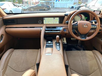 2017 Lexus LC — фото 2