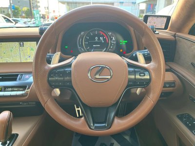 2017 Lexus LC — фото 11