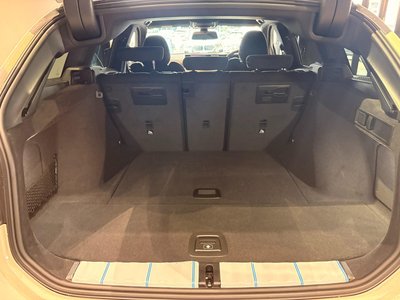 2026 BMW 3 SERIES TOURING photo 11