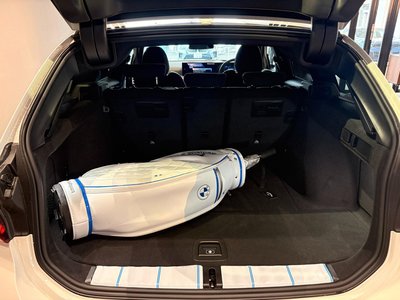 2026 BMW 3 SERIES TOURING photo 13