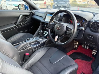 2016 Nissan GT-R 照片 15