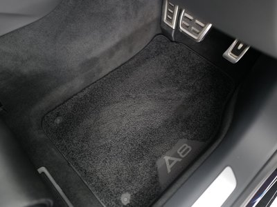 2020 AUDI S8 缩略图 80