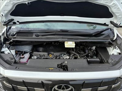 صورة 28 لـ 2024 Toyota ALPHARD