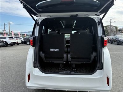 صورة 25 لـ 2024 Toyota ALPHARD