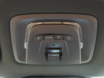 2025 Toyota CROWN SPORT 照片 31
