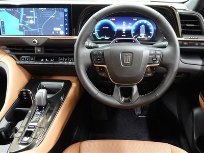 2025 Toyota CROWN SPORT 照片 16
