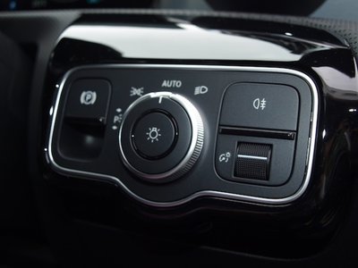 2025 Mercedes-BENZ CLA thumbnail 18