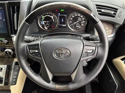 2021 Toyota ALPHARD — фото 14