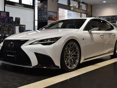 2021 Lexus LS photo 1