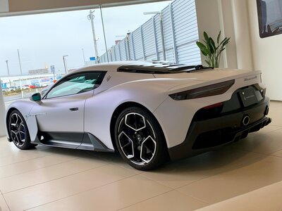 2022 Maserati MC20 照片 5
