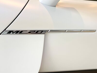 2022 Maserati MC20 照片 21